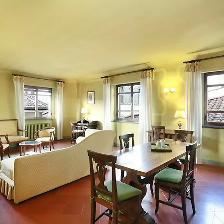 Via Santo Spirito 6 * Florença
