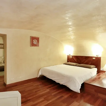 Apartamento Via Santo Spirito 6 *