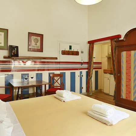 Via Santo Spirito 6 * Florence
