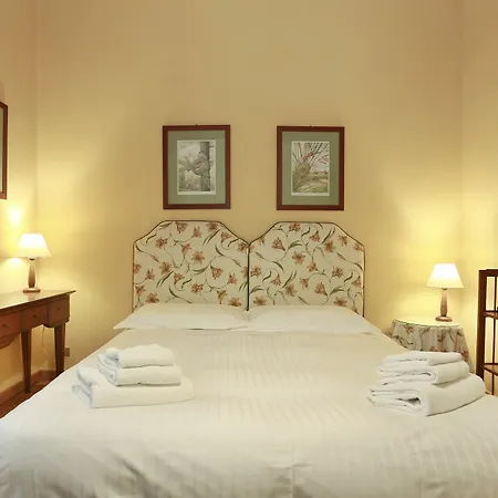 Via Santo Spirito 6 *