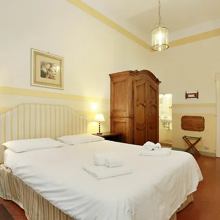 Apartment Via Santo Spirito 6 Florence