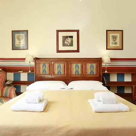 Via Santo Spirito 6 *