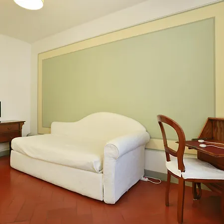 Via Santo Spirito 6 * Florence
