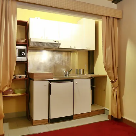 Via Santo Spirito 6 *